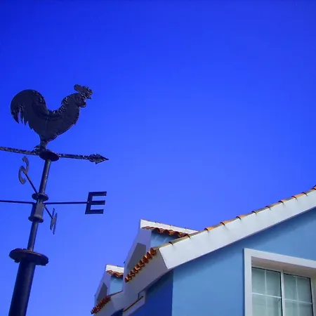 El Mar Villa
